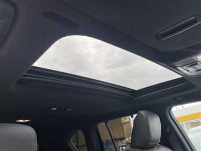 2023 Lexus LX thumbnail 3
