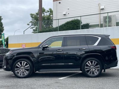 2023 Lexus LX thumbnail 33