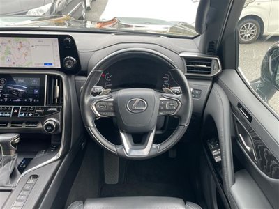 2023 Lexus LX thumbnail 6