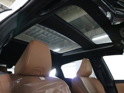 TOYOTA CROWN SPORT - 2