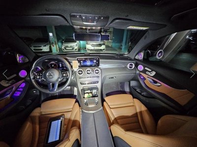 MERCEDES-BENZ GLC - 9