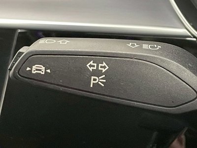 صورة مصغرة 101 لـ 2021 AUDI A8