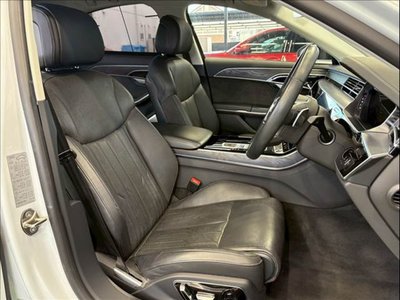 AUDI A8 - 6