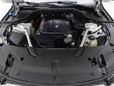 صورة 8 لـ 2024 BMW 6 SERIES GT