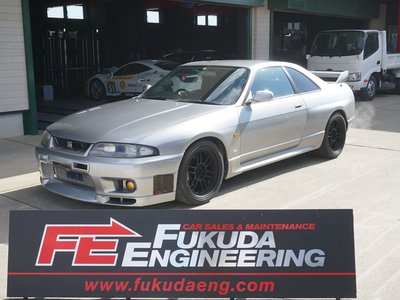NISSAN SKYLINE GT-R - 1
