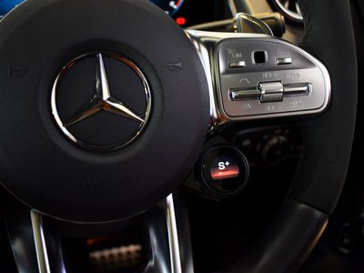 MERCEDES-BENZ GLB AMG - 10