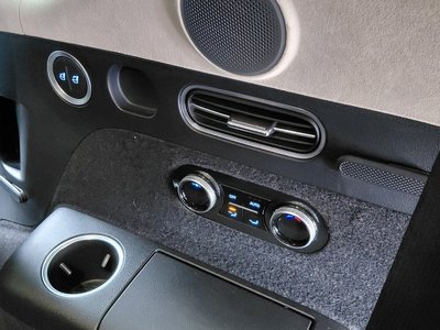 2023 Genesis GV80 thumbnail 29