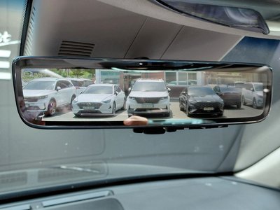 2023 Genesis GV80 thumbnail 27