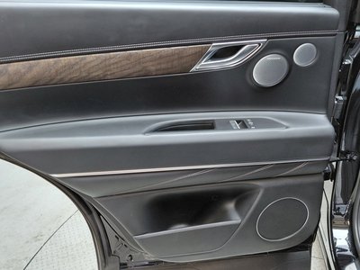 2023 Genesis GV80 thumbnail 15