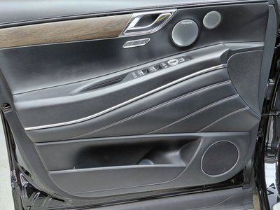2023 Genesis GV80 thumbnail 14