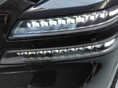 2023 Genesis GV80 photo 9