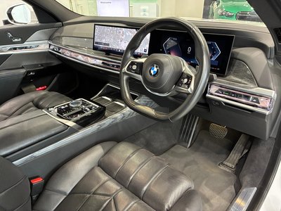 BMW 7 SERIES - 7