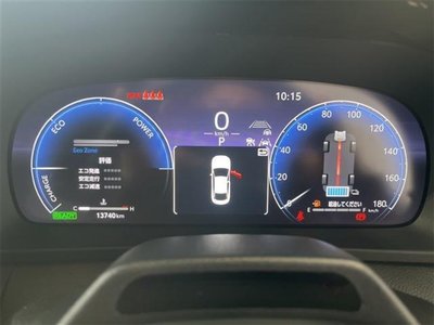 TOYOTA CROWN CROSSOVER - 10