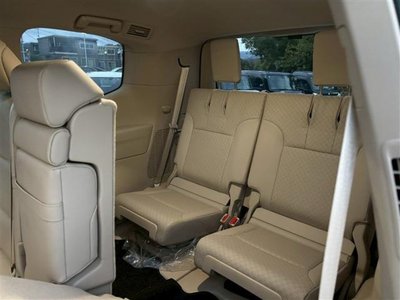 TOYOTA LAND CRUISER 300 - 5