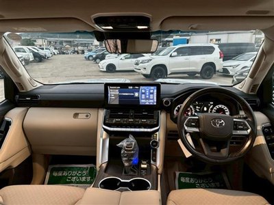 TOYOTA LAND CRUISER 300 - 2