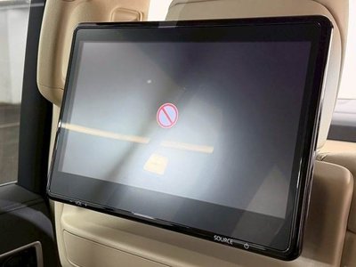 TOYOTA LAND CRUISER 300 - 9