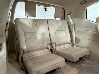 TOYOTA LAND CRUISER 300 - 7