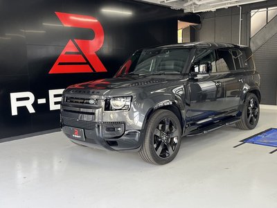 LAND ROVER DEFENDER - 8