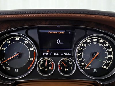 BENTLEY FLYING SPUR - 8