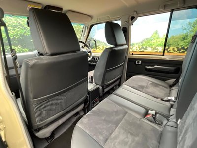 2025 Toyota LAND CRUISER 70 — миниатюра 35
