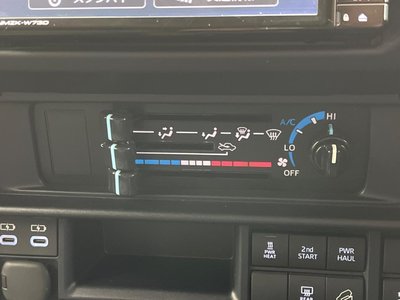 2025 Toyota LAND CRUISER 70 — миниатюра 24