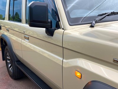 2025 Toyota LAND CRUISER 70 — миниатюра 25