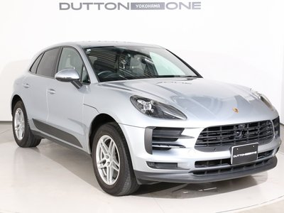 PORSCHE MACAN - 8