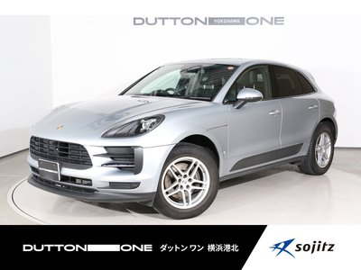 PORSCHE MACAN - 1