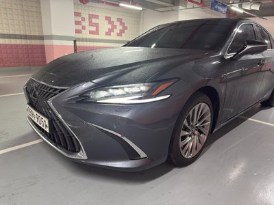 LEXUS ES - 3
