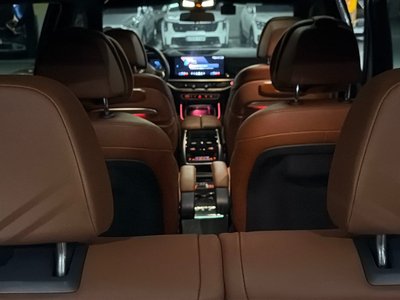 2024 BMW X7 thumbnail 13