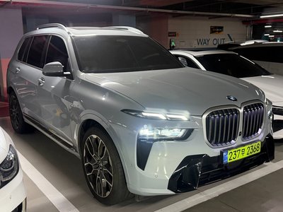 2024 BMW X7 照片 1