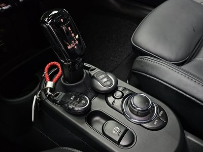 صورة مصغرة 12 لـ 2024 MINI COOPER S