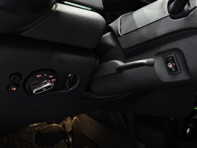 صورة مصغرة 30 لـ 2024 MINI COOPER S