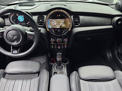 صورة 5 لـ 2024 MINI COOPER S