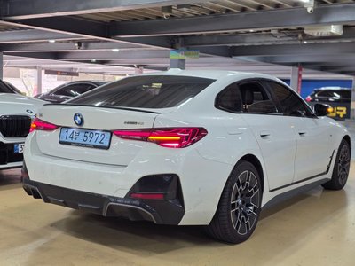 2025 BMW I4 照片 7
