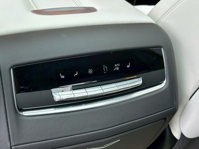 2025 Cadillac ESCALADE 缩略图 64