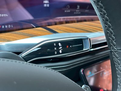 2025 Cadillac ESCALADE 缩略图 45