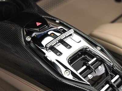 صورة مصغرة 22 لـ 2025 Ferrari SF90 SPIDER