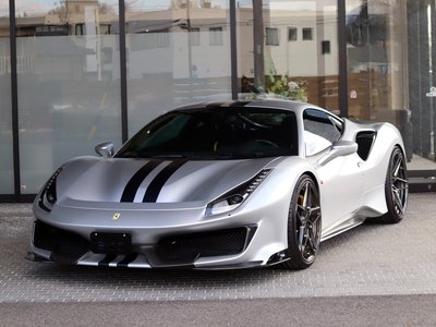 FERRARI 488 PISTA - 1