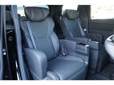 2025 TOYOTA ALPHARD 缩略图 41