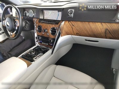 ROLLS-ROYCE CULLINAN - 3