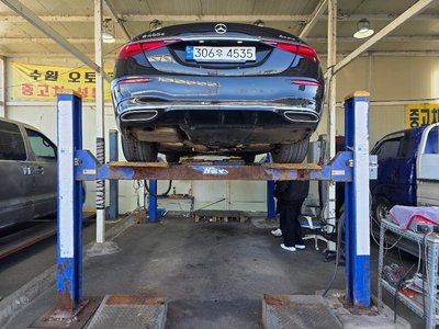 MERCEDES-BENZ S-CLASS - 3