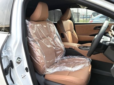 TOYOTA CROWN SPORT - 9