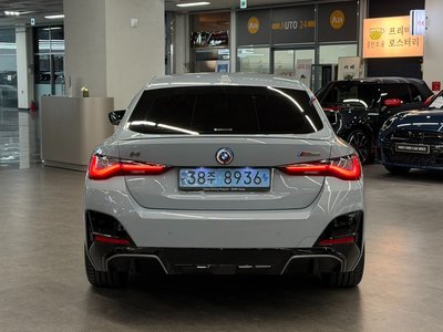 BMW I4 - 3