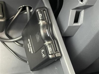 TOYOTA LAND CRUISER 70 - 10