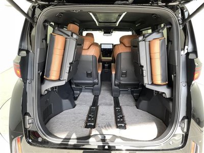 صورة مصغرة 26 لـ 2024 Toyota VELLFIRE