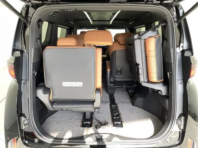 صورة مصغرة 24 لـ 2024 Toyota VELLFIRE