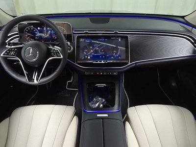 MERCEDES-BENZ E-CLASS - 5