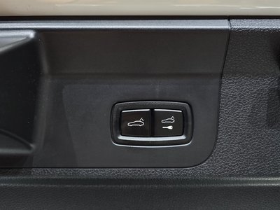 صورة مصغرة 23 لـ 2019 Porsche PANAMERA