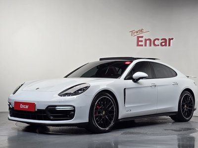 صورة 1 لـ 2019 Porsche PANAMERA